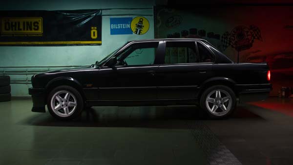 The BMW E30 3 Series 318i — A Fine Example Of A Restored Driver’s Car In India