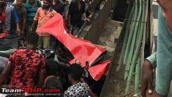 Ferrari Crashed In Kolkata: Driver Dead, Passenger Severely Injured