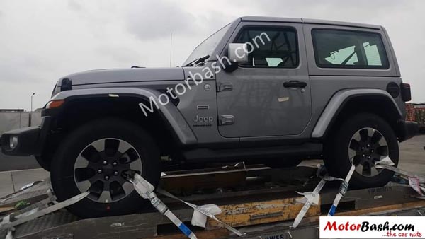 2018 Jeep Wrangler 3 & 5-Door SUV Spotted At Mumbai Airport