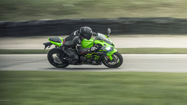 Locally Assembled Kawasaki Ninja ZX-10R And ZX-10RR Launched — Prices Reduced