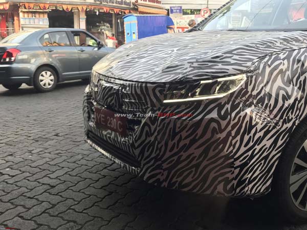 MG RX5 SUV Spotted Testing In India
