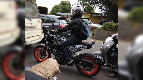 Husqvarna Svartpilen 401 Spotted Testing; Launch Expected Next Year