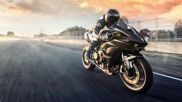 2019 Kawasaki Ninja H2, H2 Carbon And H2R Launched In India At 34.50 Lakh