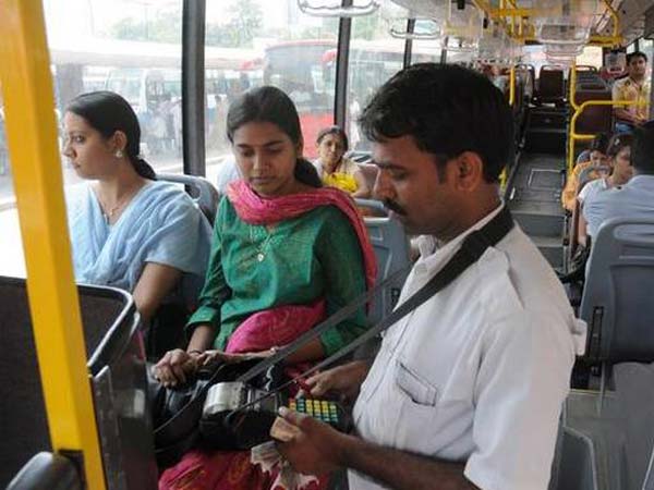 No Phone Calls While Driving For Bangalore Bus Drivers — BMTC Officials Pass New Instruction