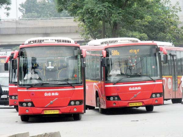 No Phone Calls While Driving For Bangalore Bus Drivers — BMTC Officials Pass New Instruction