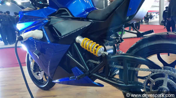 Emflux Two Naked Electric Streetfighter Teased