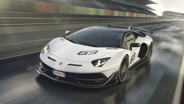 Lamborghini Aventador SVJ — The Most Insane Lamborghini V12 (Yet)!