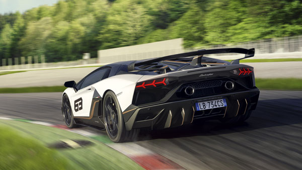 Lamborghini Aventador SVJ — The Most Insane Lamborghini V12 (Yet)!