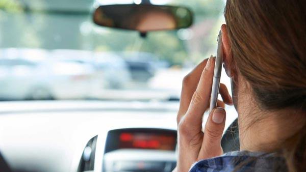 No Phone Calls While Driving For Bangalore Bus Drivers — BMTC Officials Pass New Instruction