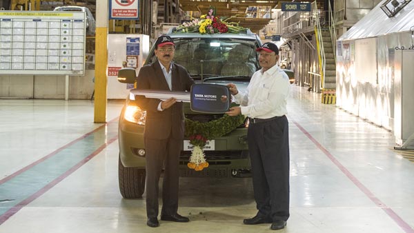 Tata Motors Rolls-Out 1500th Army-Spec Safari Storme SUV