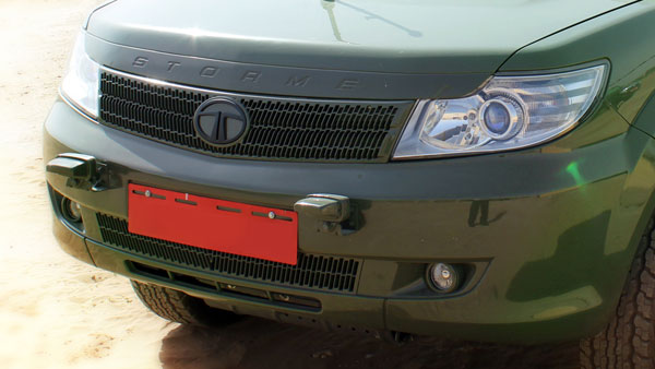 Tata Motors Rolls-Out 1500th Army-Spec Safari Storme SUV