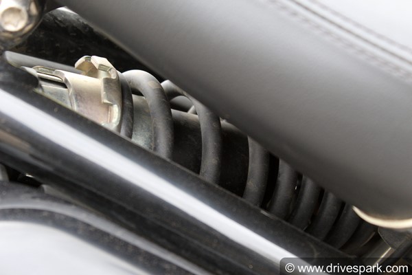 Triumph Bonneville Speedmaster Road Test Review — A Retro Looking Modern Classic Cruiser