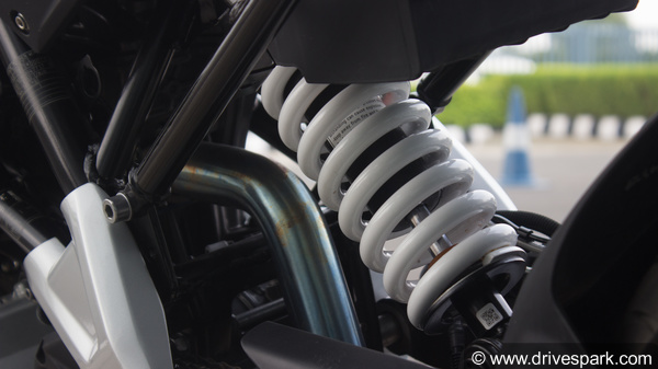 BMW G 310 R Review: First Ride Report