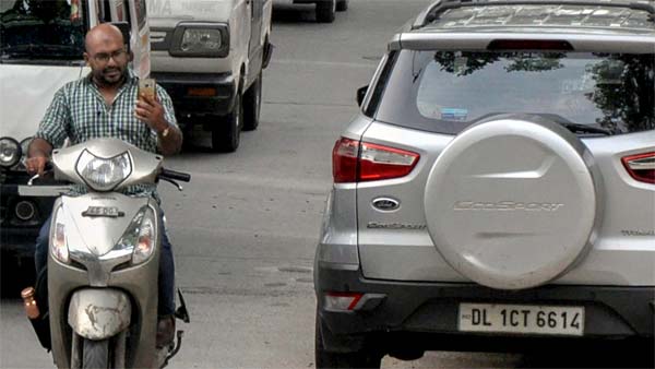Delhi Odd-Even Scheme Gets An Update — Women Drivers & Two-Wheelers Exempted