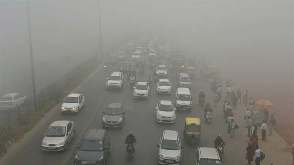 Delhi Odd-Even Scheme Gets An Update — Women Drivers & Two-Wheelers Exempted