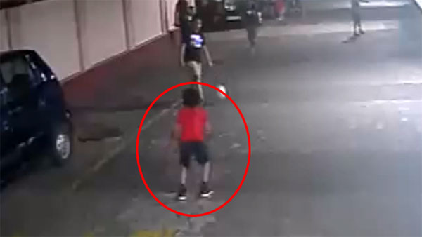 Maruti WagonR Runs Over Boy Who Walks Away From The Incident Maruti WagonR Runs Over Boy Who Walks Away From The Incident