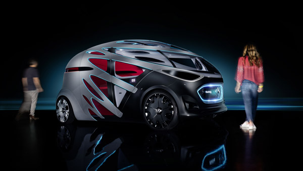 Mercedes Vision Urbanetic Autonomous Electric Van Concept — Shape-Shifting Monster, Literally