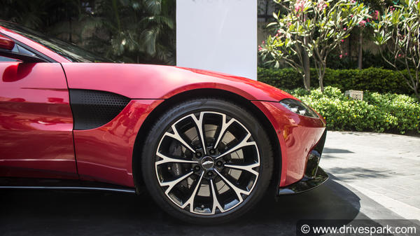 Aston Martin Vantage Roadshow Reaches Bangalore — Powered By Aston Martin Mumbai & Total Quartz