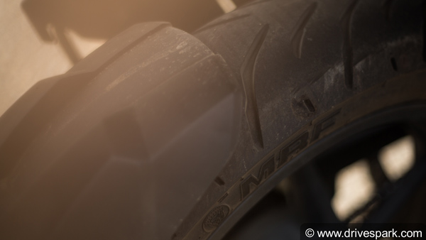 Honda X-Blade Review — A Style Statement In The Commuter Segment