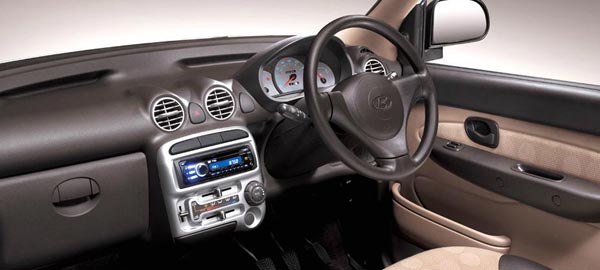 New Hyundai Santro 2018 Details Out: 235-Litre Boot Space, 160mm Ground Clearance And 20.3kmpl Mileage