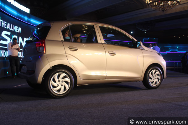 New Hyundai Santro 2018 Launched In India At Rs 3.89 Lakh: Design, Specifications, Features And Images