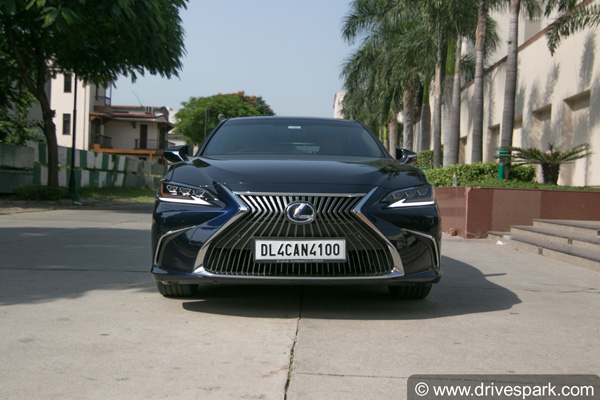 2018 Lexus ES 300h Review — Designed To Impress