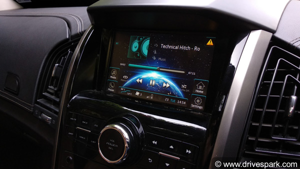 Mahindra XUV500 W11 Review — How ‘Plush & New’ Is It? Mahindra XUV500 W11 Review — How ‘Plush & New’ Is It?