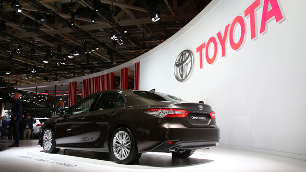 2018 Paris Motor Show: New Toyota Camry Hybrid Showcased — Cleaner And Smarter