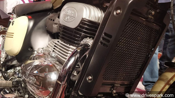 New Jawa Forty Two Bike Top Features To Know: Neo-Retro Design, Dual Exhaust, Off Set Meters, ABS & Liquid-Cooled Engine