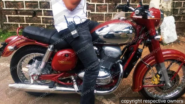 Spy Pics: Jawa Motorcycles 300 & 350cc; India Launch on 15 November