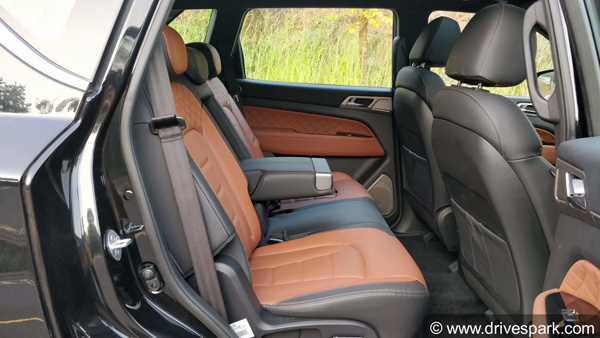 Mahindra Alturas G4 Review — The Benchmark For Future Mahindra SUVs?