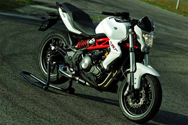 Benelli TNT 300, TNT 600i & 302R Re-Launched In India; Prices & Booking Details