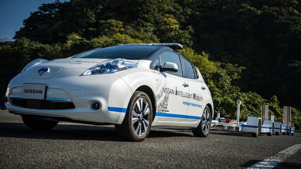 No Driverless Cars For India: Transport Ministry To Focus On Electric Vehicles Instead