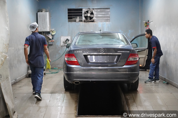 How To Make Your Old Car Look New? — Visit Your Nearest 3M Car Care Outlet! How To Make Your Old Car Look New? — Visit Your Nearest 3M Car Care Outlet!