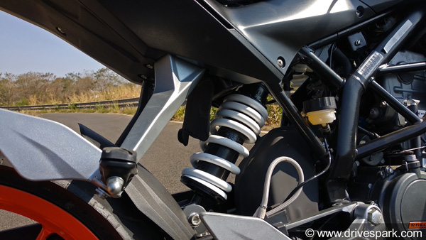 KTM 125 Duke First Ride Review — Is The Baby Duke Worth It?