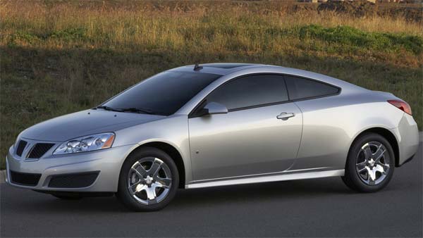 Man Gifts Car To McDonalds Employee: Heart-Warming Incident In Kansas