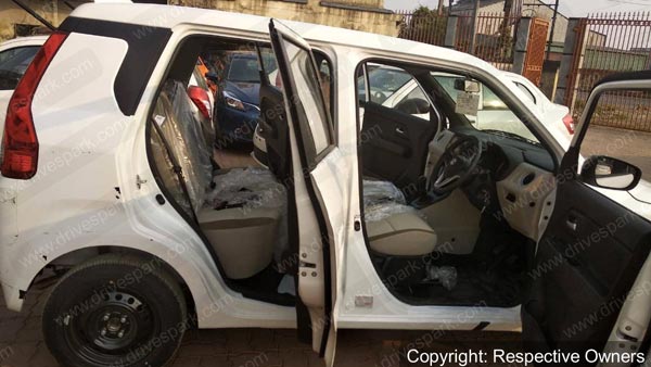 New Maruti WagonR Interior Spy Pics: Images Of Interiors Features Of New WagonR Revealed