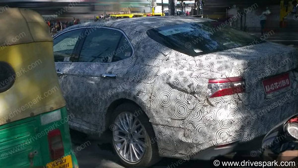 New 2019 Toyota Camry Hybrid Spied Again: Set To Launch On The 18th January