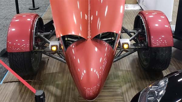 Learjet Limo Unveiled: Aircraft Turned Into Club