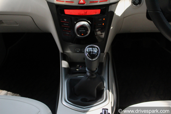 Mahindra XUV300 Automatic Variant