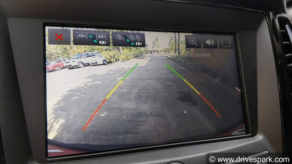 mahindra xuv300 reversing camera mahindra xuv300 reversing camera