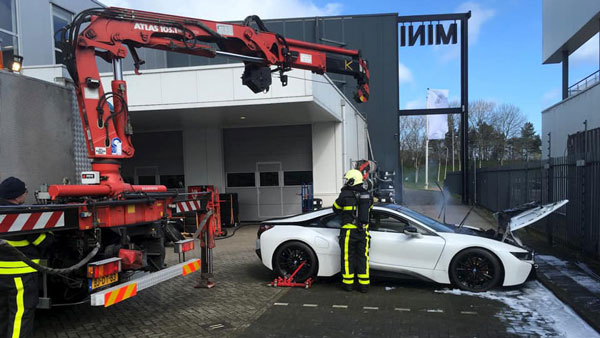 BMW i8 Catches Fire In The Netherlands BMW i8 Catches Fire In The Netherlands