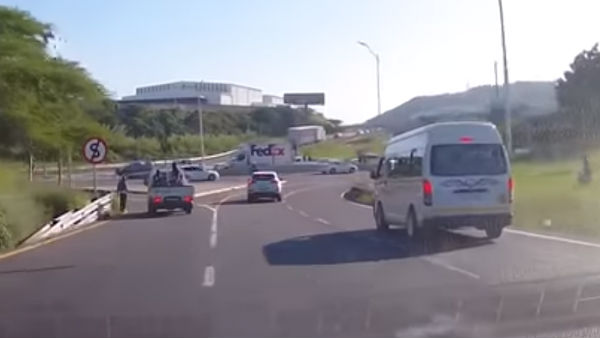 Man Falls Off LCV’s Cargo Bay On A Highway