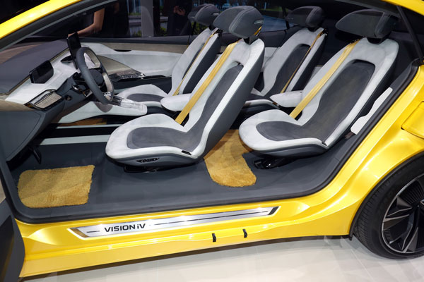 Skoda Vision iV Concept Unveiled At Geneva Motor Show