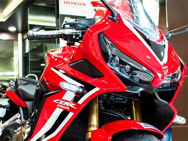 CBR650R