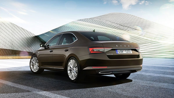 Skoda Unveils 2020 Superb