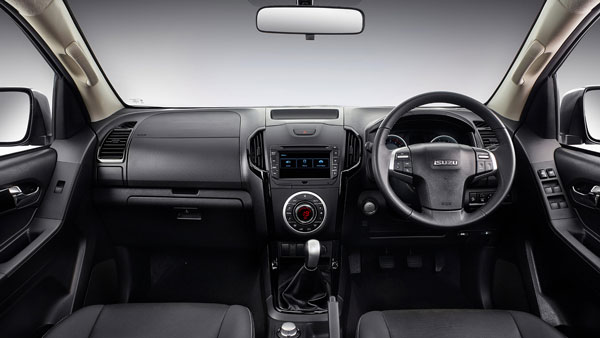 Isuzu V Cross Facelift Features 20 New Upgrades