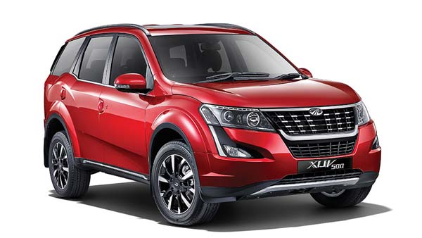 Mahindra XUV500 Apple CarPlay Feature