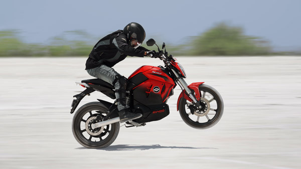 Revolt RV 400 Receives Over 2,500 Bookings In India