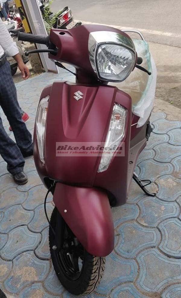 Suzuki Access 125 Special Edition in Matte Red Spotted
